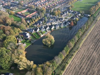 Lucht foto's van de ijsbaan van Hamar in Stadskanaal